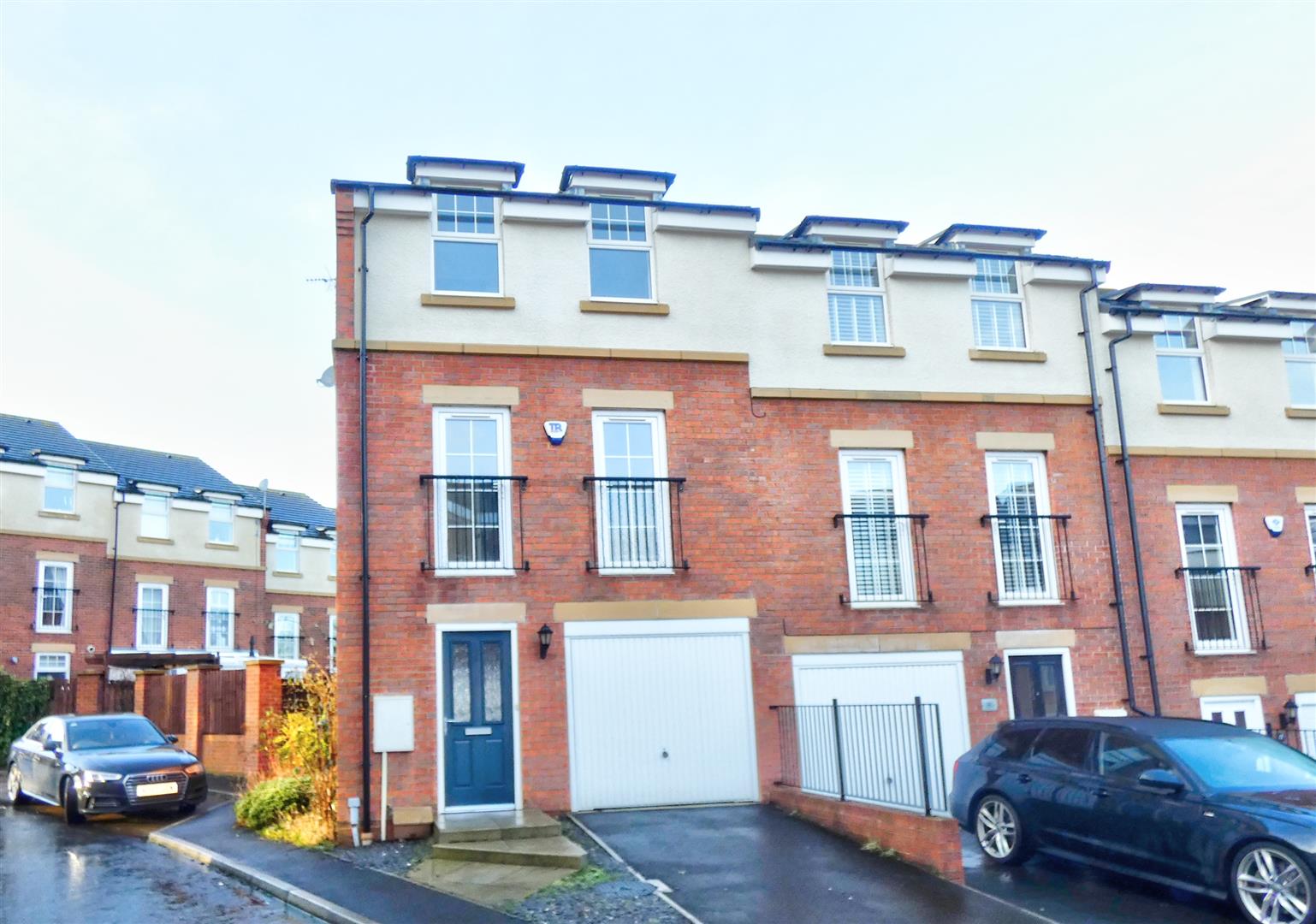 Property Loansdean Wood, Morpeth House Townhouse Rickard